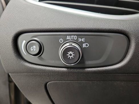 Used 2024 Chevrolet Malibu LT FWD image 19