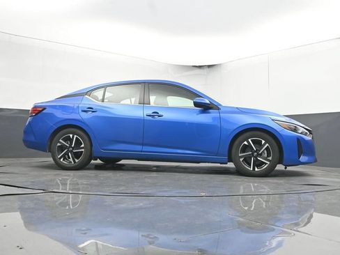 Used 2024 Nissan Sentra SV FWD image 24
