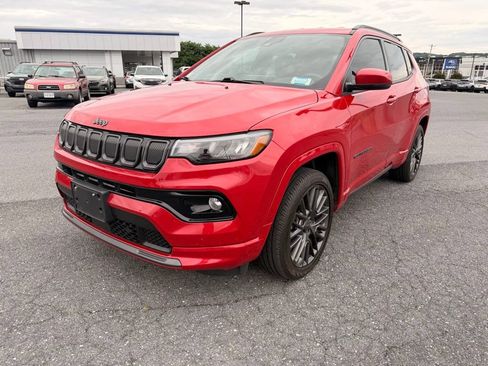 Used 2022 Jeep Compass Limited AWD/4WD image 2
