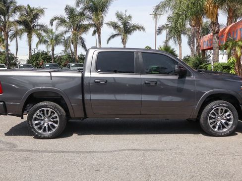 Used 2022 RAM 1500 Laramie w/ Sport Appearance Package AWD/4WD image 11