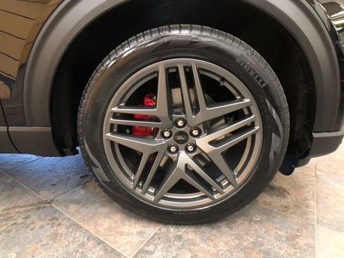 New 2026 Ford Explorer ST w/ Sun And Sound Package image 9