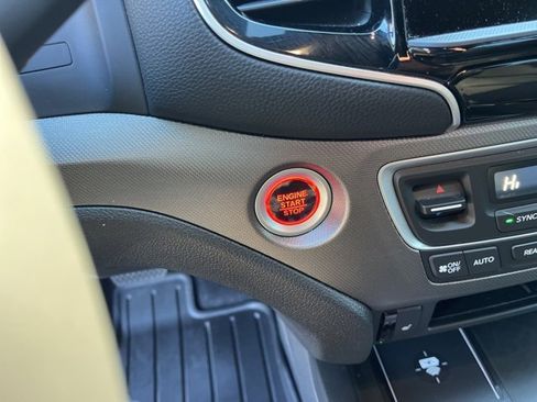 Used 2025 Honda Ridgeline RTL image 23