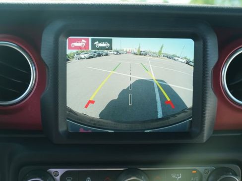 Used 2021 Jeep Wrangler Unlimited Rubicon AWD/4WD image 29