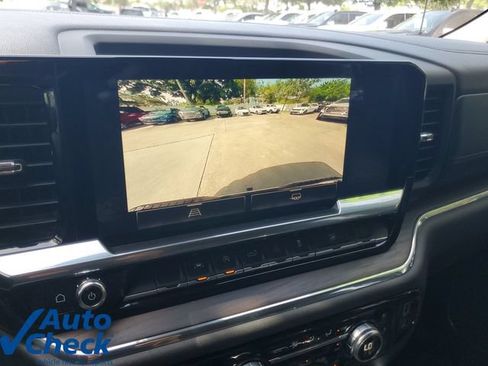 Used 2023 GMC Sierra 1500 SLT w/ SLT Premium Package AWD/4WD image 25