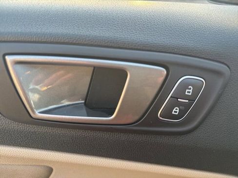 Used 2021 Ford EcoSport SE w/ SE Convenience Package image 13