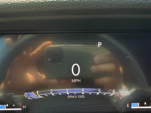 Used 2022 Jeep Grand Cherokee L Laredo RWD image 18