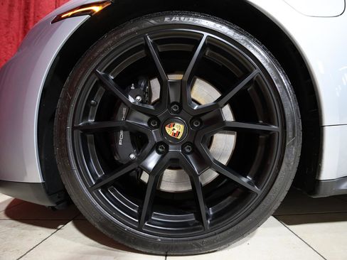 Used 2023 Porsche Taycan GTS image 7