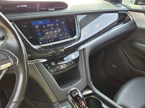 Used 2023 Cadillac XT6 Premium Luxury AWD/4WD image 25