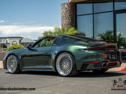 Used 2024 Porsche 911 AWD/4WD image 40