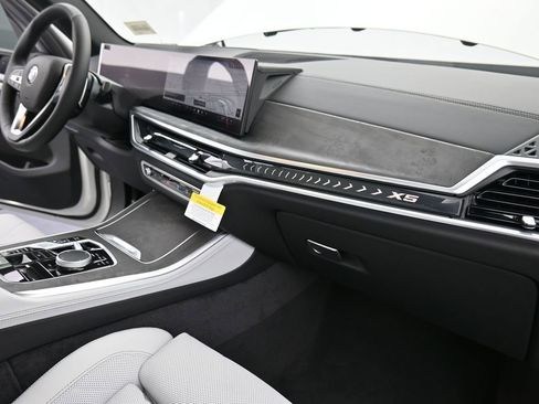 New 2026 BMW X5 xDrive40i image 20