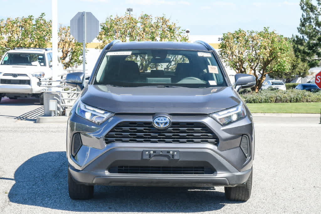 Certified 2024 Toyota RAV4 LE AWD/4WD image 2