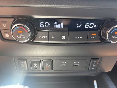 New 2026 Nissan Frontier SV w/ SV Convenience Package RWD image 18