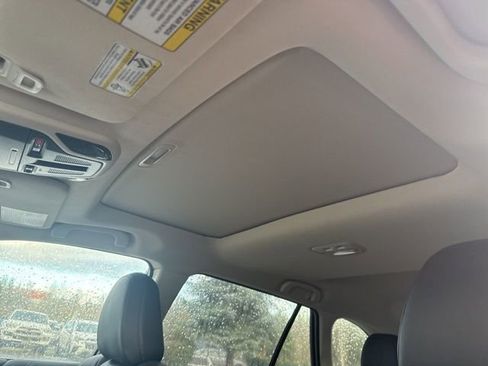 Used 2024 Subaru Outback Limited image 23