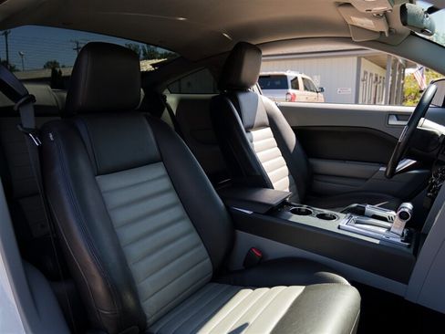 Used 2008 Ford Mustang GT Premium RWD image 19