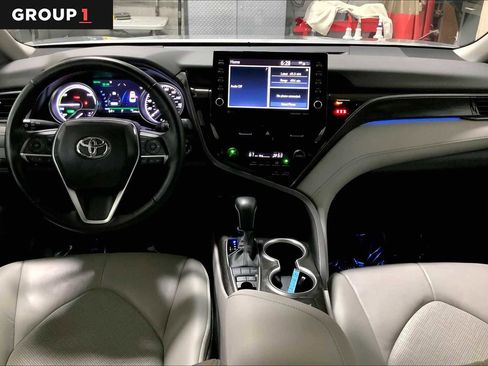 Used 2024 Toyota Camry XLE image 15