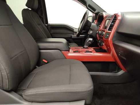 Used 2017 Ford F150 XLT w/ Equipment Group 302A Luxury AWD/4WD image 21