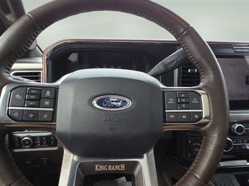 Used 2025 Ford F250 King Ranch w/ FX4 Off-Road Package image 12