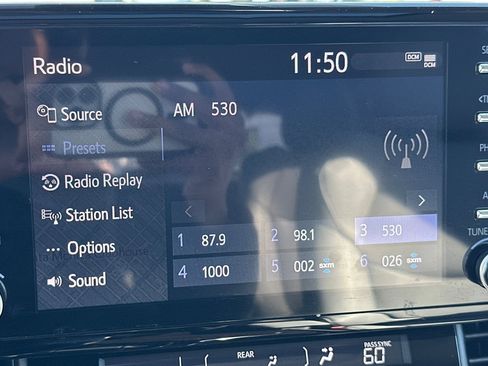 Used 2024 Toyota Sienna XLE image 20