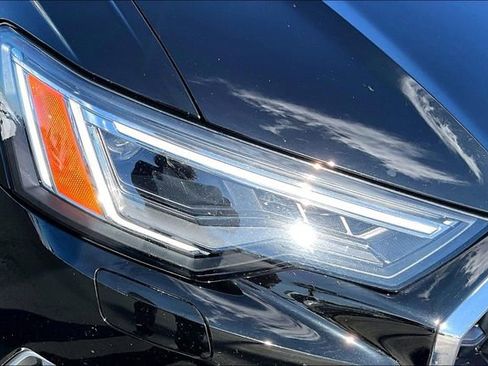 Used 2024 Audi A6 Premium Plus image 32