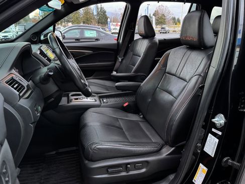 Certified 2022 Honda Passport TrailSport image 12