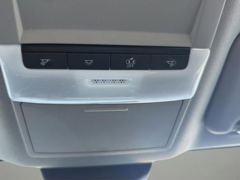 Certified 2025 Nissan Sentra SV FWD image 24