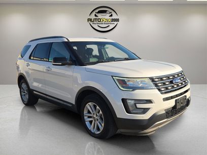 Used 2016 Ford Explorer XLT w/ Equipment Group 202A