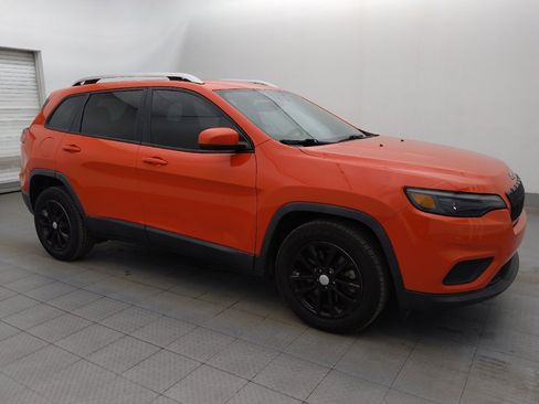 Used 2021 Jeep Cherokee Latitude FWD image 11