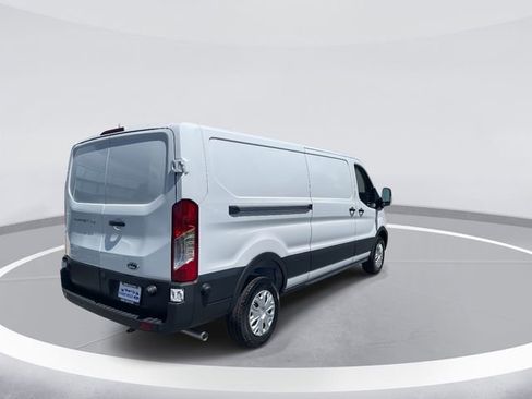 New 2025 Ford Transit 250 Low Roof image 4