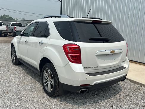 Used 2017 Chevrolet Equinox Premier w/ Enhanced Convenience Package AWD/4WD image 3