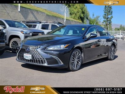 Used 2022 Lexus ES 300h w/ Premium Package