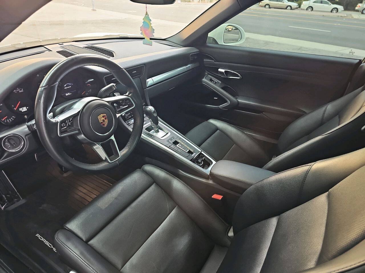 Used 2017 Porsche 911 Carrera image 9