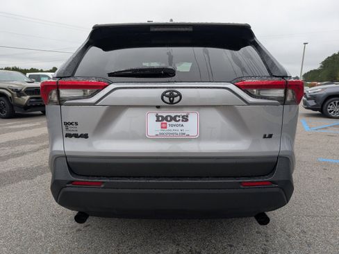 New 2025 Toyota RAV4 LE image 4