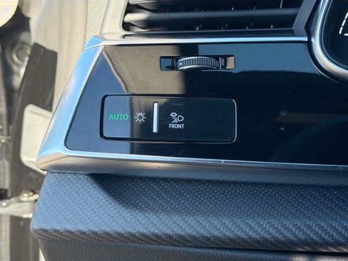 Used 2022 Audi RS Q8 image 34