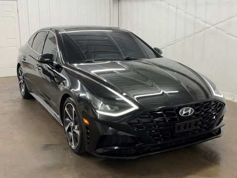 Used 2022 Hyundai Sonata SEL Plus FWD image 2