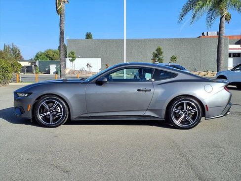 Used 2024 Ford Mustang Premium image 4