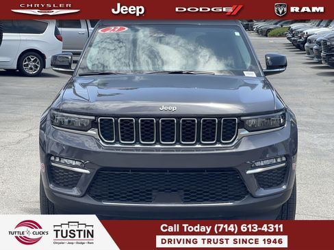 Used 2023 Jeep Grand Cherokee 4WD 4xe image 2