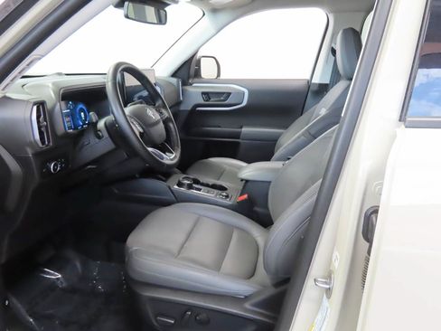 Used 2025 Ford Bronco Sport Badlands AWD/4WD image 14