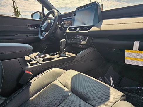 New 2026 Subaru Outback Touring XT AWD/4WD image 18