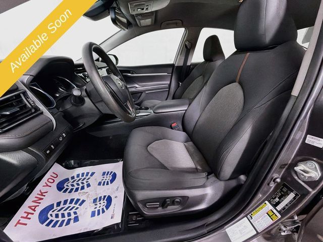 Used 2020 Toyota Camry LE FWD image 19
