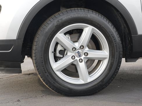 Used 2018 Ford Explorer 4WD w/ Class II Trailer Tow Package image 10