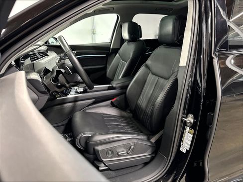 Certified 2024 Audi Q8 e-tron Premium Plus w/ Prestige Package AWD/4WD image 26