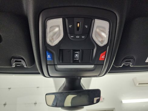 Used 2021 RAM 3500 Big Horn w/ Level 2 Equipment Group image 10