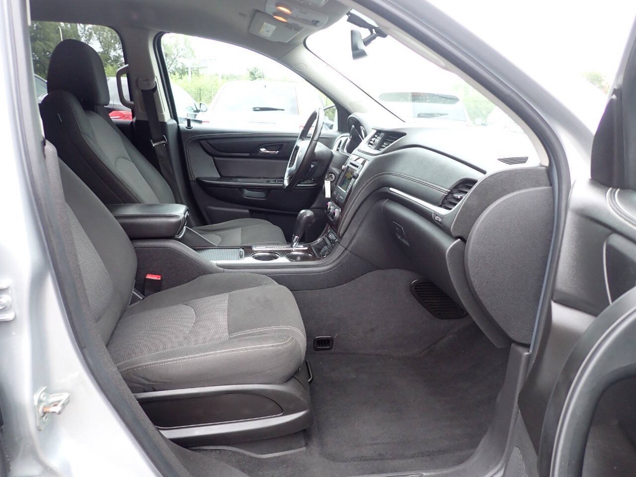 Used 2016 Chevrolet Traverse LT AWD/4WD image 13