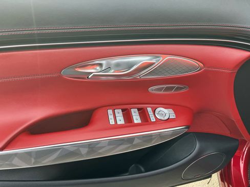 Used 2022 Genesis GV70 3.5T Sport w/ Sport Advanced Package image 14