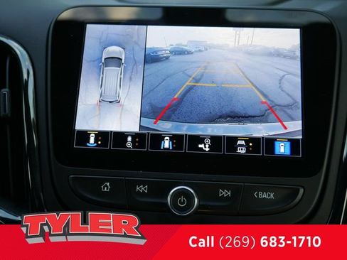 Used 2023 Chevrolet Equinox RS w/ RS Leather Package AWD/4WD image 48