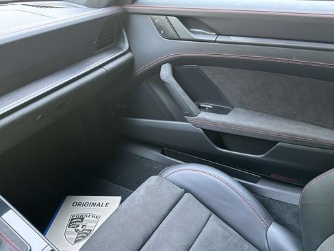 Certified 2022 Porsche 911 GT3 RWD image 30
