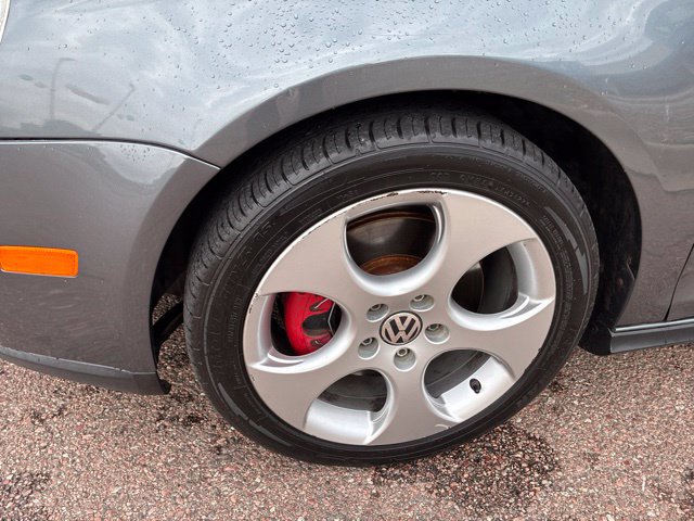 Used 2008 Volkswagen Jetta GLI FWD image 4