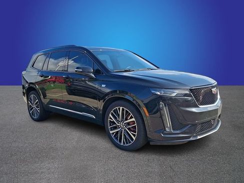 Certified 2025 Cadillac XT6 Sport w/ LPO, Floor Liner Package AWD/4WD image 3