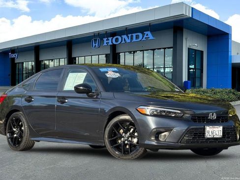 Certified 2024 Honda Civic Sport image 2