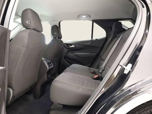 Used 2024 Chevrolet Equinox LT FWD image 28